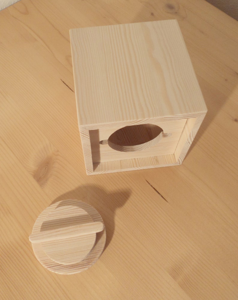 Spardose Würfel aus Holz Bild 2