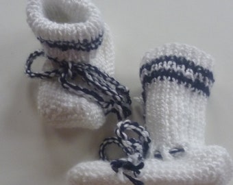 With love hand-knitted baby knitted shoes