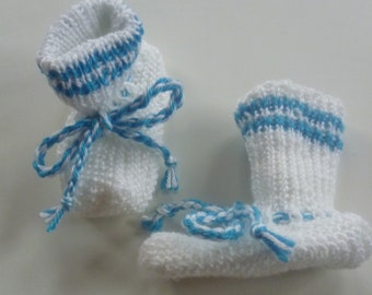 With love hand-knitted baby knitted shoes