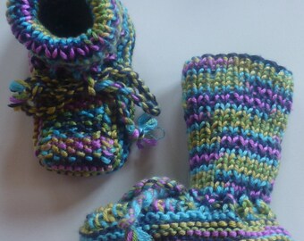 Mit liebe handgestrickte Baby-Strickschuhe