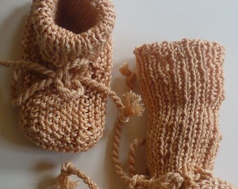 Mit liebe handgestrickte Baby-Strickschuhe