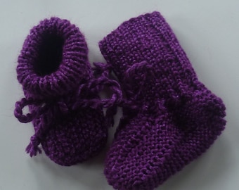 Mit liebe handgestrickte Baby-Strickschuhe