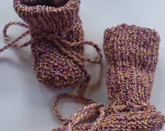 Mit liebe handgestrickte Baby-Strickschuhe