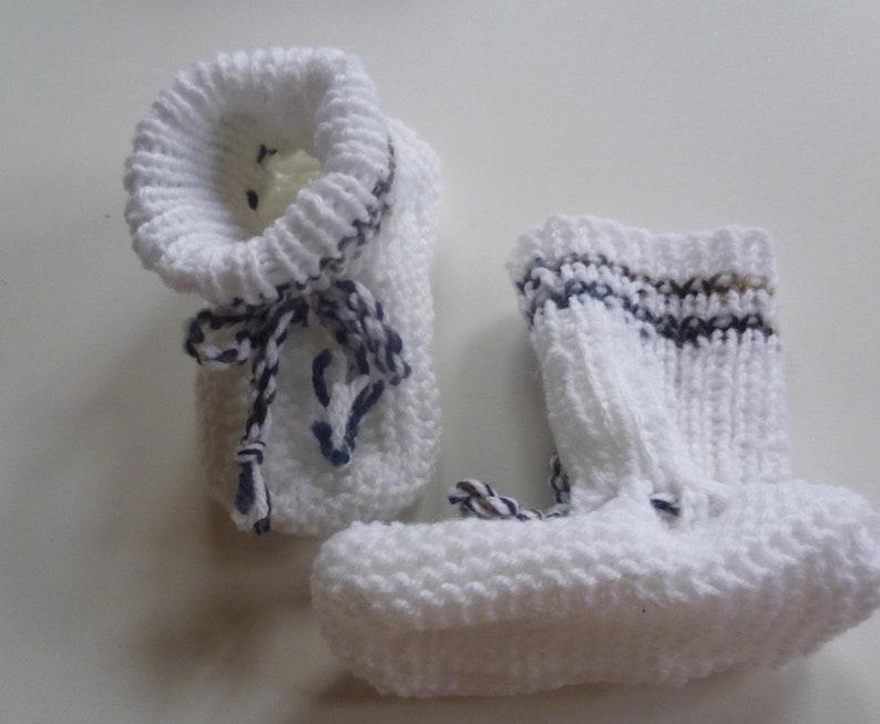 Mit liebe handgestrickte Baby-Strickschuhe Bild 1