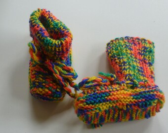 Mit liebe handgestrickte Baby-Strickschuhe