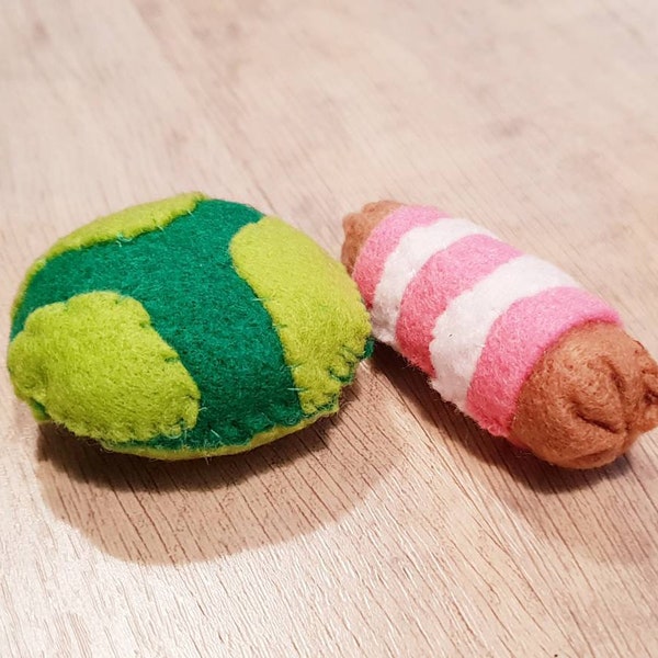 Jouets pour chats de Noël / dîner rôti en feutre / jouets pour chats en feutre / cochon en feutre dans une couverture / pousses de feutre