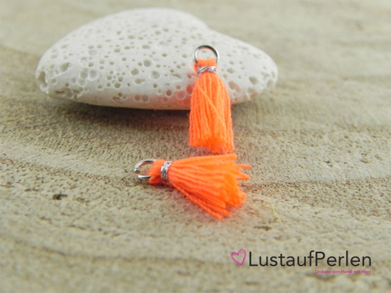 2 x mini Quasten Anhänger 1 cm Farbauswahl gelb orange Etsy