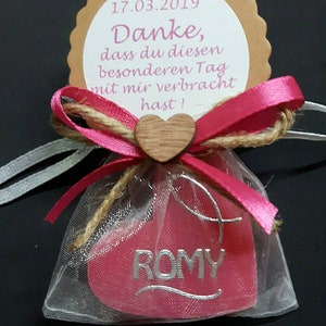 Gastgeschenk Platzkarte Seife Schafmilchseife Herz Hochzeit Kommunion Taufe Holzherz Kraftpapier Wunschtext Name Datum Personalisiert