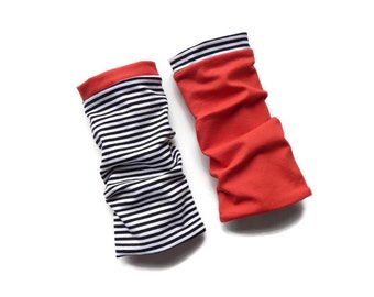 Armstulpen, Wendestulpen für Damen oder Kinder aus Unijersey in rot / Wendeseite Streifen schwarz-weiß oder uni schwarz