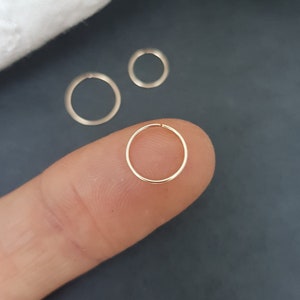 Aro de perforación muy fino relleno de oro / 0,5 mm 24 g "minimalista" para oreja, nariz, hélix, aro nasal, pendiente, tabique nasal, caracola