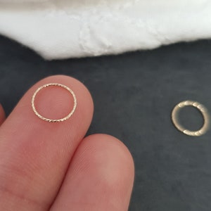 Aro de perforación muy fino relleno de oro / 0,5 mm / 24 g Piercing "Sparkle" para oreja, nariz, hélix, aro de nariz, pendiente, tabique nasal, caracola