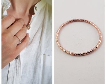 Ring "Sparkle" Rose Gold Filled 1 mm // narrow ring, minimalist ring, sparkling ring, rose gold ring, stacking ring, stacking, faceted