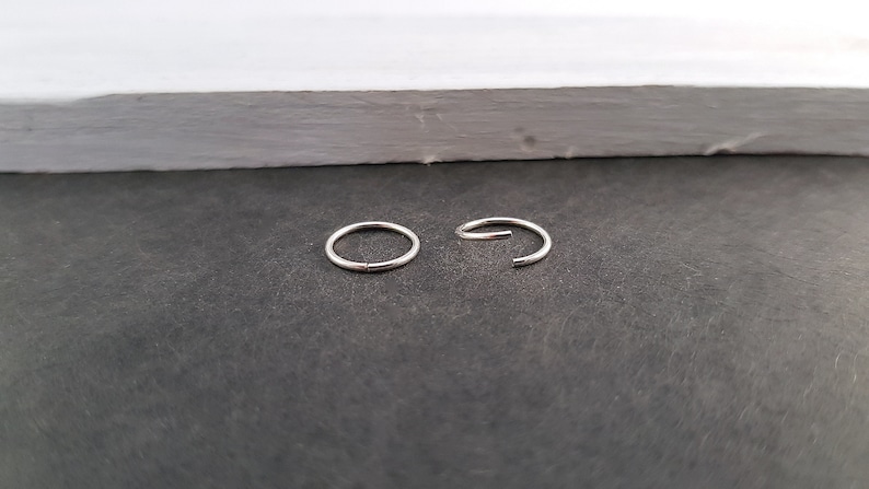 Sehr dünner 925 Silber Piercing Ring / Sparkle Piercing Ohr, Nasenpiercing, Helix Piercing, Nasenring, Ohrring, 0,5mm Minicreole, Septum Bild 5