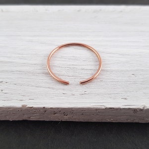 offener Ring Minimalist Rose Gold Filled 1mm / Stacking ring, Ring minimalistisch, Ring schmal, dünne Ringe, verstellbarer Ring, vergoldet Bild 2