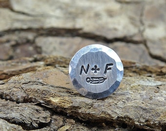 13mm Pin Anstecker personalisiert Initial oder Wunschmotiv