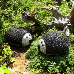 Granite hedgehog, stone decoration for the Gartdeco garden image 3