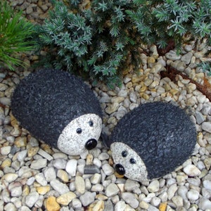 Granite hedgehog, stone decoration for the Gartdeco garden image 6