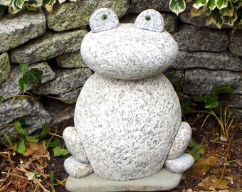 Frosch aus Naturstein Gartenfigur Gartendeco Granit