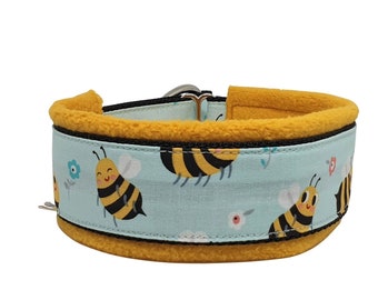 Pull-stop cuddle collar in mint with bumblebees, softly padded and light as a feather, 3 widths, made to measure