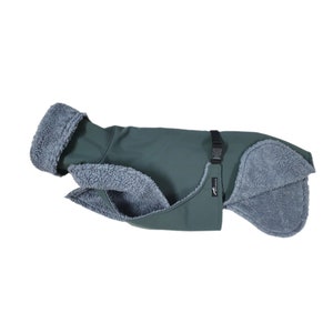 Whippet Mantel mit Bauchlatz, Softshell khaki, gefüttert mit Baumwoll-Teddyplüsch natur oder grau, 5 Größen grau