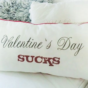 Pillow case Anti-Valentin image 1