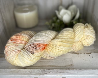 Filato di lana merino maculata tinto a mano: filato pettinato giallo arancione marrone