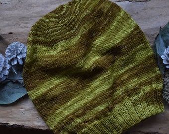 Beanie hat "CHARTREUSE"... hand-dyed wool
