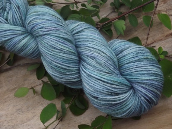 MEERMAID Hand dyed wool with bamboo MEERMAID Hand dyed wool with bamboo