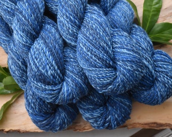 OCEANS BLUE... hand-spun wool