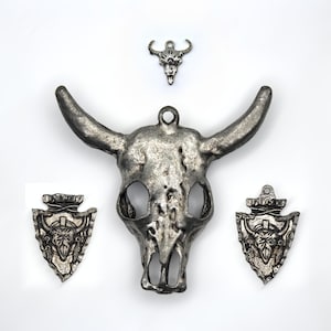 22pcs Western Charm Lot , Bull Head Charms, Shield Charms, Vintage Western Charm Lot, Western Themed Charms