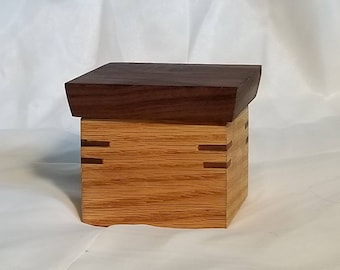 Beautiful handmade small wooden box with removable lid