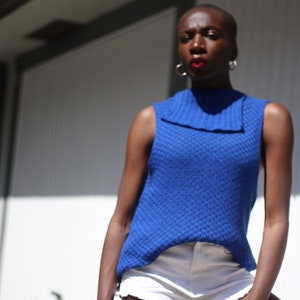 90er Jahre Handarbeit blau gestrickt| Vintage ärmelloser Rollkragenpullover | Minimalistischer blauer Sommerpullover