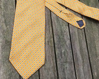 Brooks Brothers Vintage Seidenkrawatte | Herren Gelb Krawatte mit Geometrischem Druck | Klassischer Designer Anzug mit Krawatte