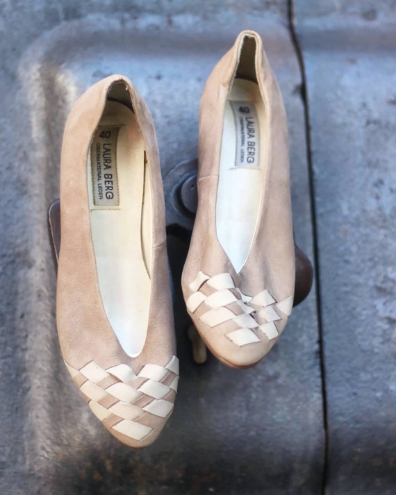 80s Laura Berg Leather Pumps| Vintage Brown and Cr