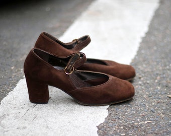 90s Mary-Jane Like Pumps|  Chic Women's Vintage Brown Suede Block Heels | Minimalist chic Classic Shoes