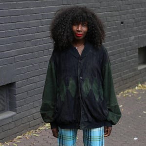Blouson aviateur en daim vintage | Motifs à motifs de losanges noirs et verts des années 90 | Streetwear unisexe surdimensionné | Manteau d'automne grunge grunge | Aspect cuir souple