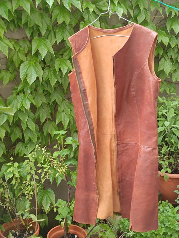 70s Brown Leather Dress| Vintage Sleeveless Chic … - image 8