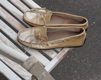Vintage Italiaanse leren loafers| Minimalistische platte schoenen met dierenprint reliëfbeige mocassins maat 38