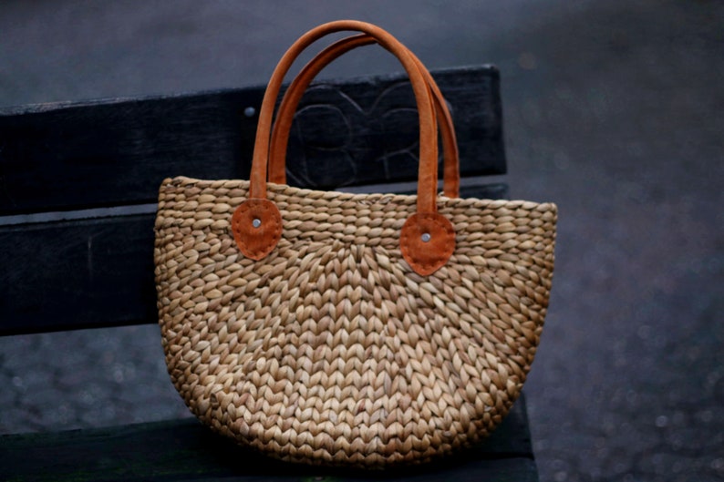 70s Woven Brown Basket Bag Vintage Raffia Rustic Chic Summer Handbag image 2