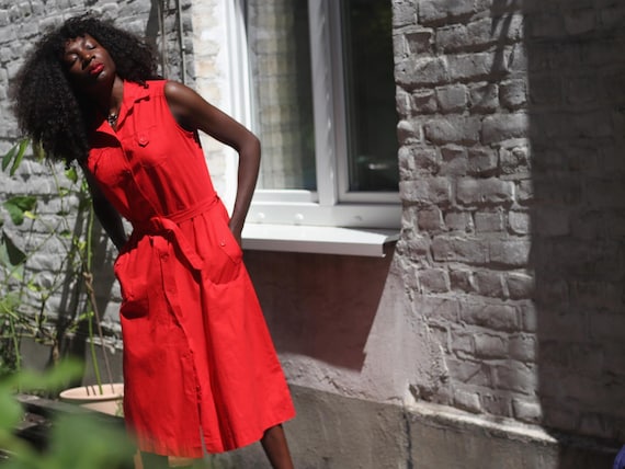 Vintage Red Cotton Shirtdress: Sleeveless Belted Midi Dress Vintage Red Cotton Shirtdress: Sleeveless Belted Midi Dress