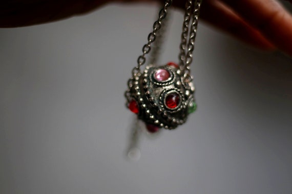 70s Silver-toned necklace with colored stones|  V… - image 3