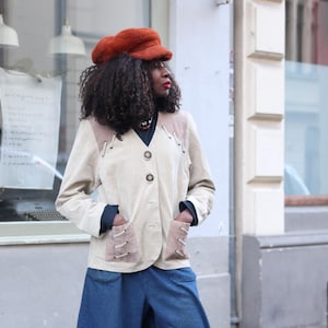 Veste cowgirl vintage en daim des années 80 : manteau court patchwork marron
