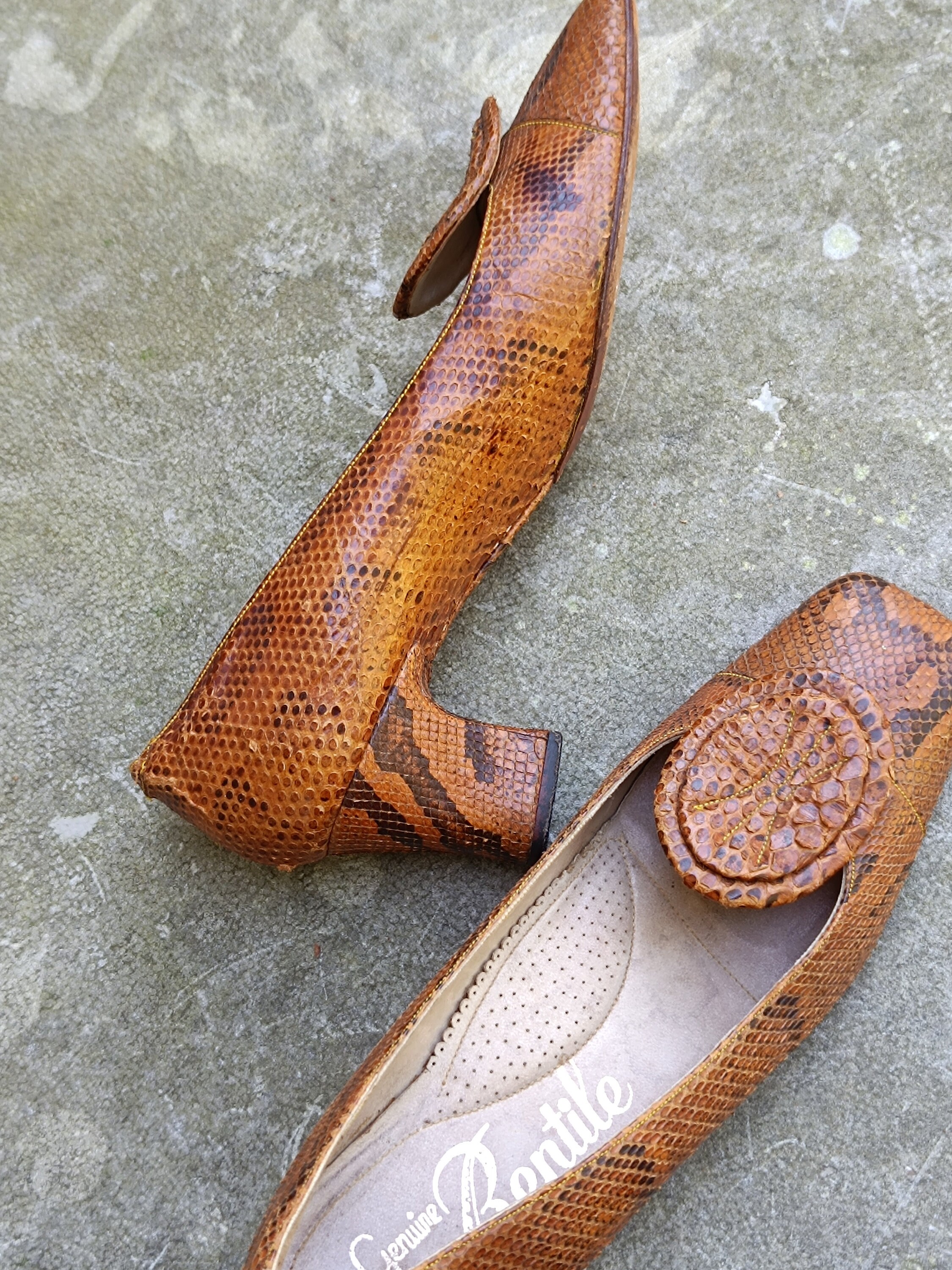 Escarpins Louise Et Cie En Daim Serpent Brun - Taille 6M (US) - Occasion - Talon Bloc Haut