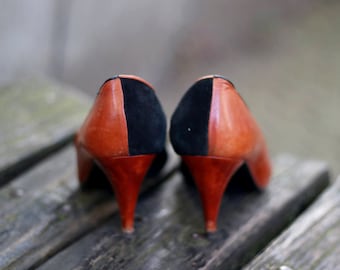80er Jahre Pola Lederpumps| Vintage zweifarbige High Heels| Braune und schwarze Retro-Stilettos für Damen| Italienische Lederschuhe Größe 38,5
