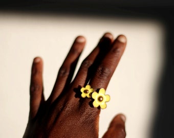 Vintage Flower Power Ring| Yellow Floral Hippy Ring| Bohemian 70s Women's Adjustable Ring