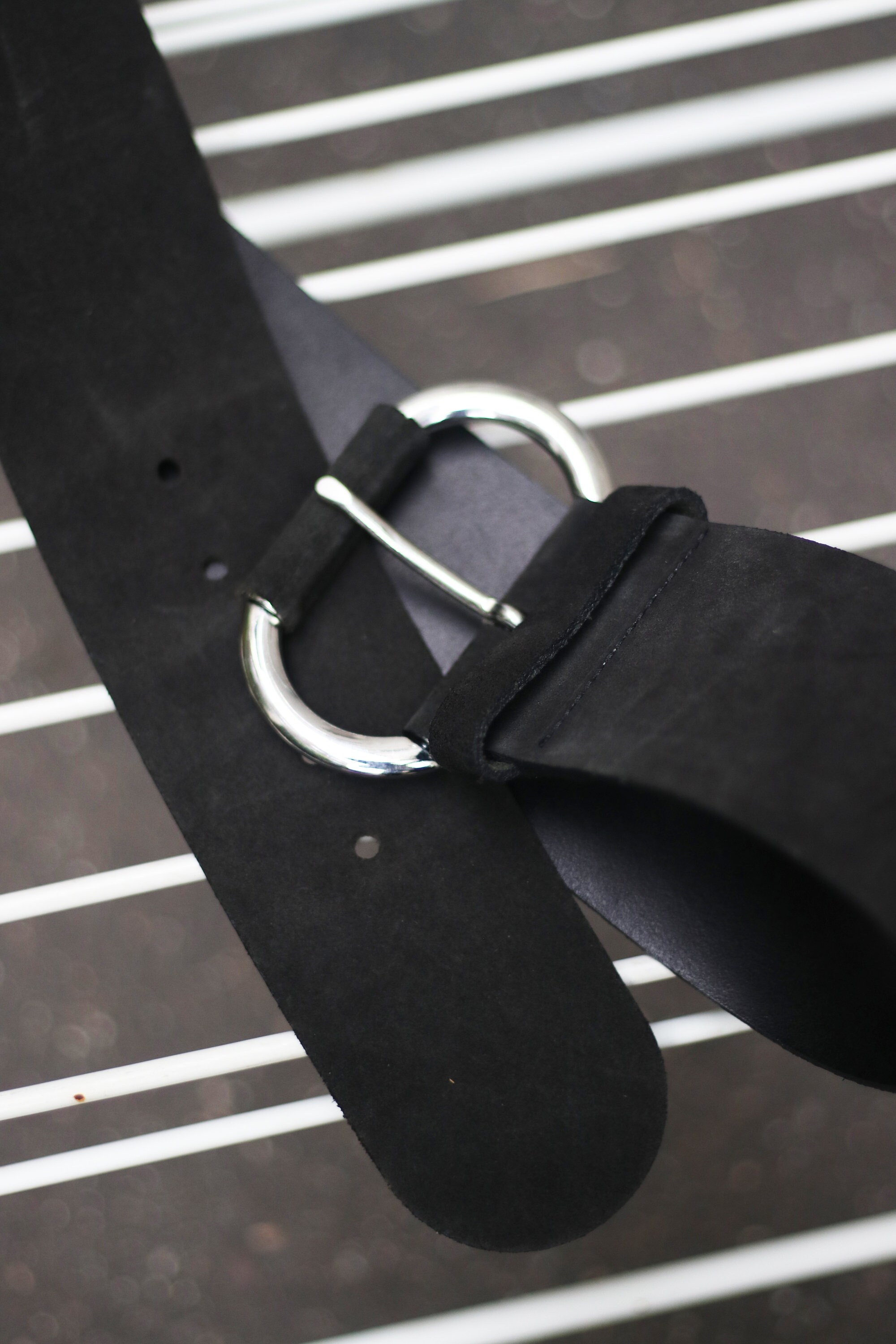 90s United Colors of Benetton Leather Belt| Vintage Black 