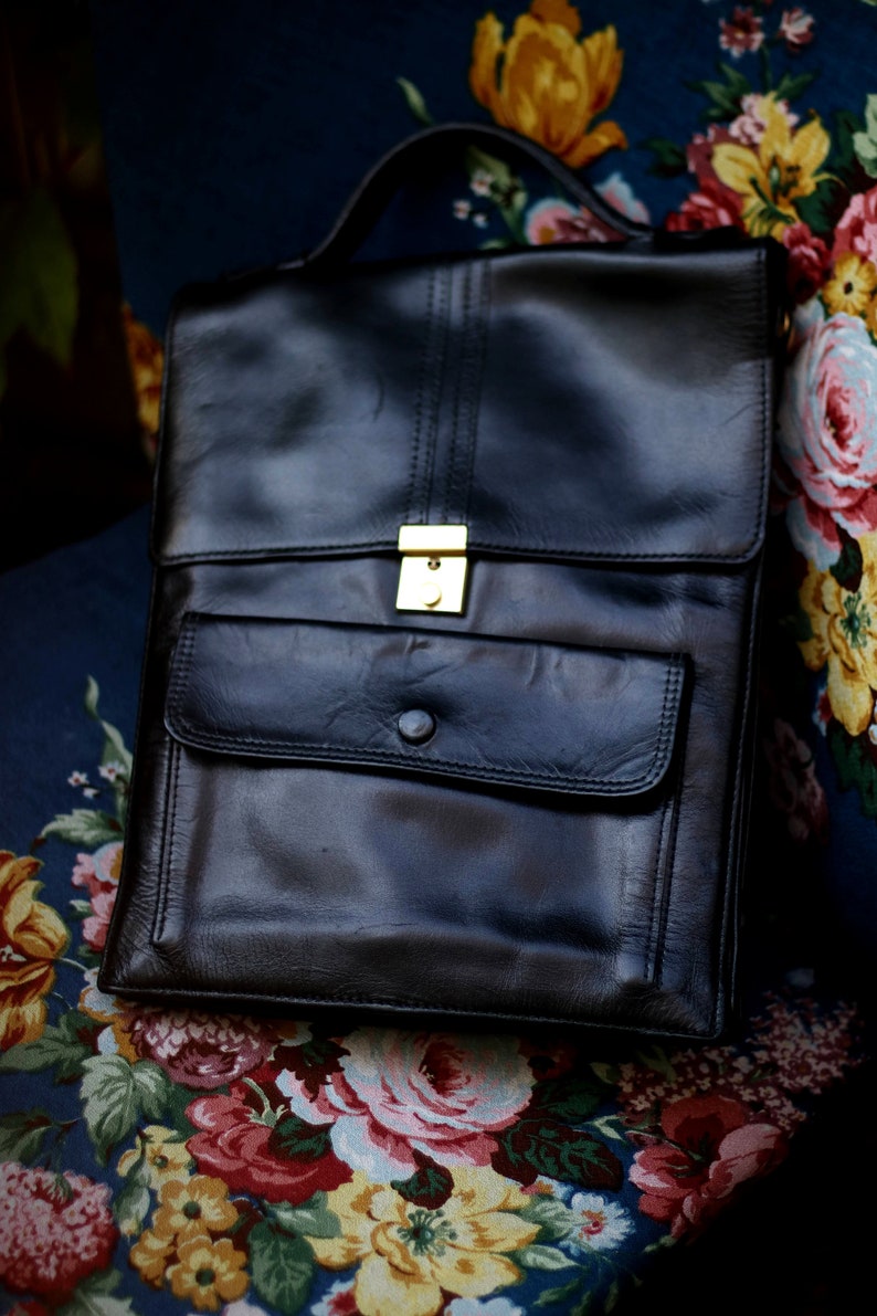 70s Black Top Handle Bag Vintage retro leather old school design Women's Minimalist Capsule wardrobe bag image 4