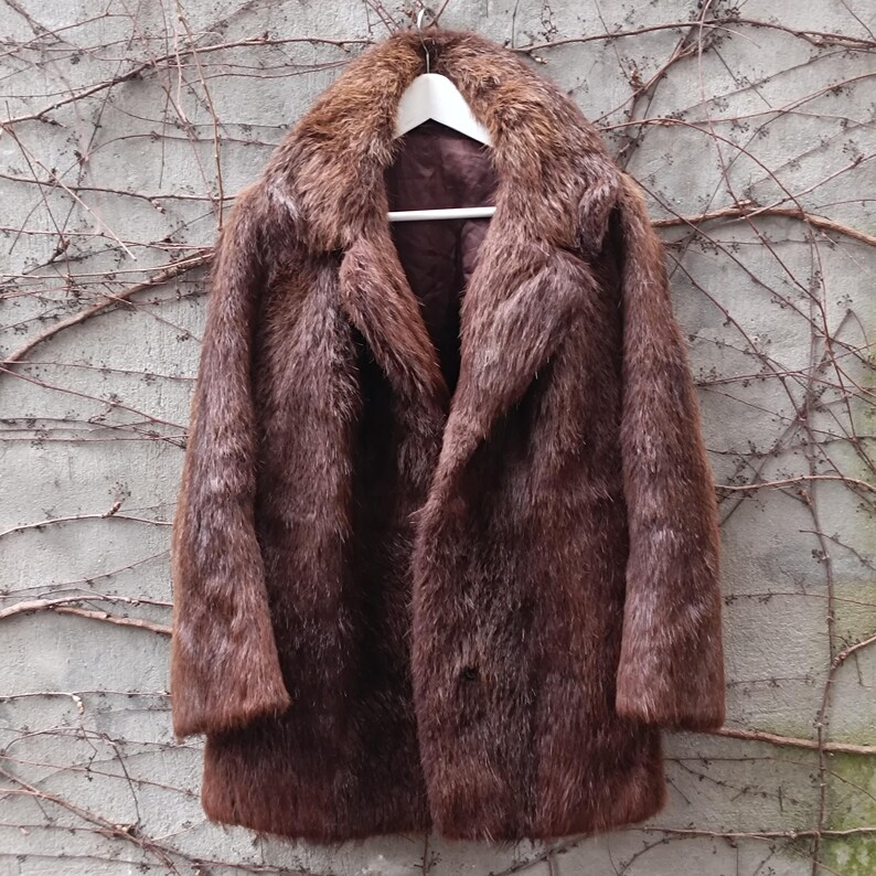 Vintage chokladbrun pälskappa: 70-tals parisisk glamourös ytterkläder bild 12