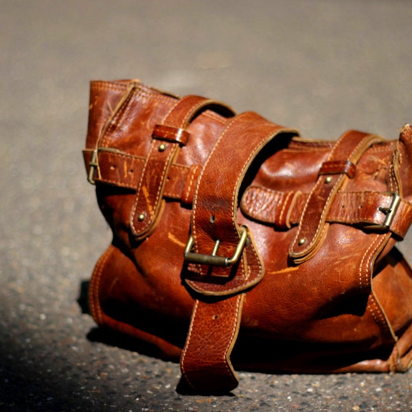 70s Handmade Bag| Vintage Brown Leather  Chic Shoulderbag | Women's Minimalist  Cowboy's Tote