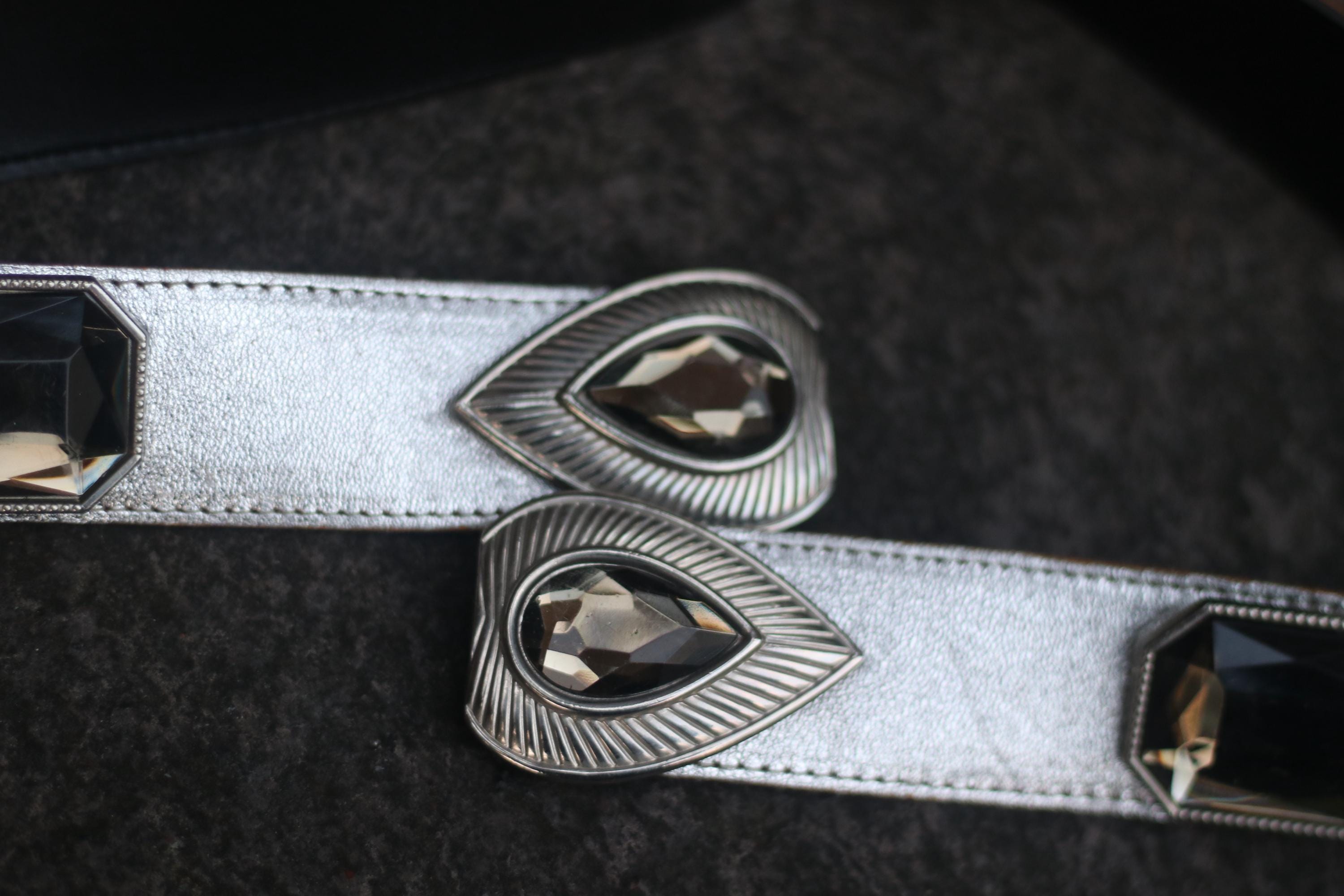 Ceinture Vintage Femme – Métal Gris – Tour De Taille 80 Cm – Sans Marque
